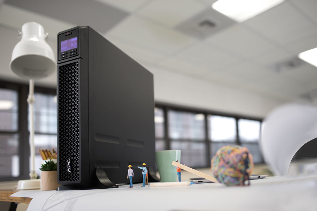 Onduleur APC Smart-UPS SRT 1500VA 1500W rackable