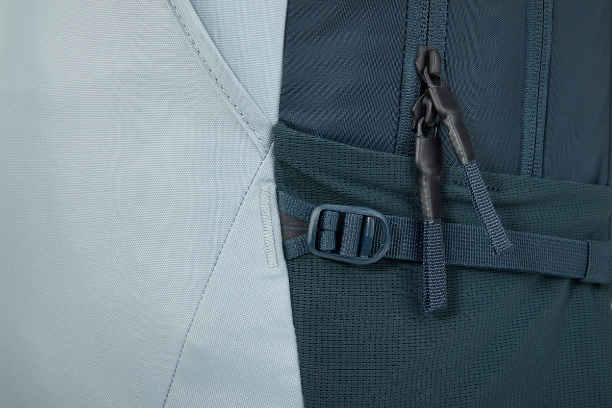 Sac à dos Thule EnRoute 23L pour PC 16" - Bleu