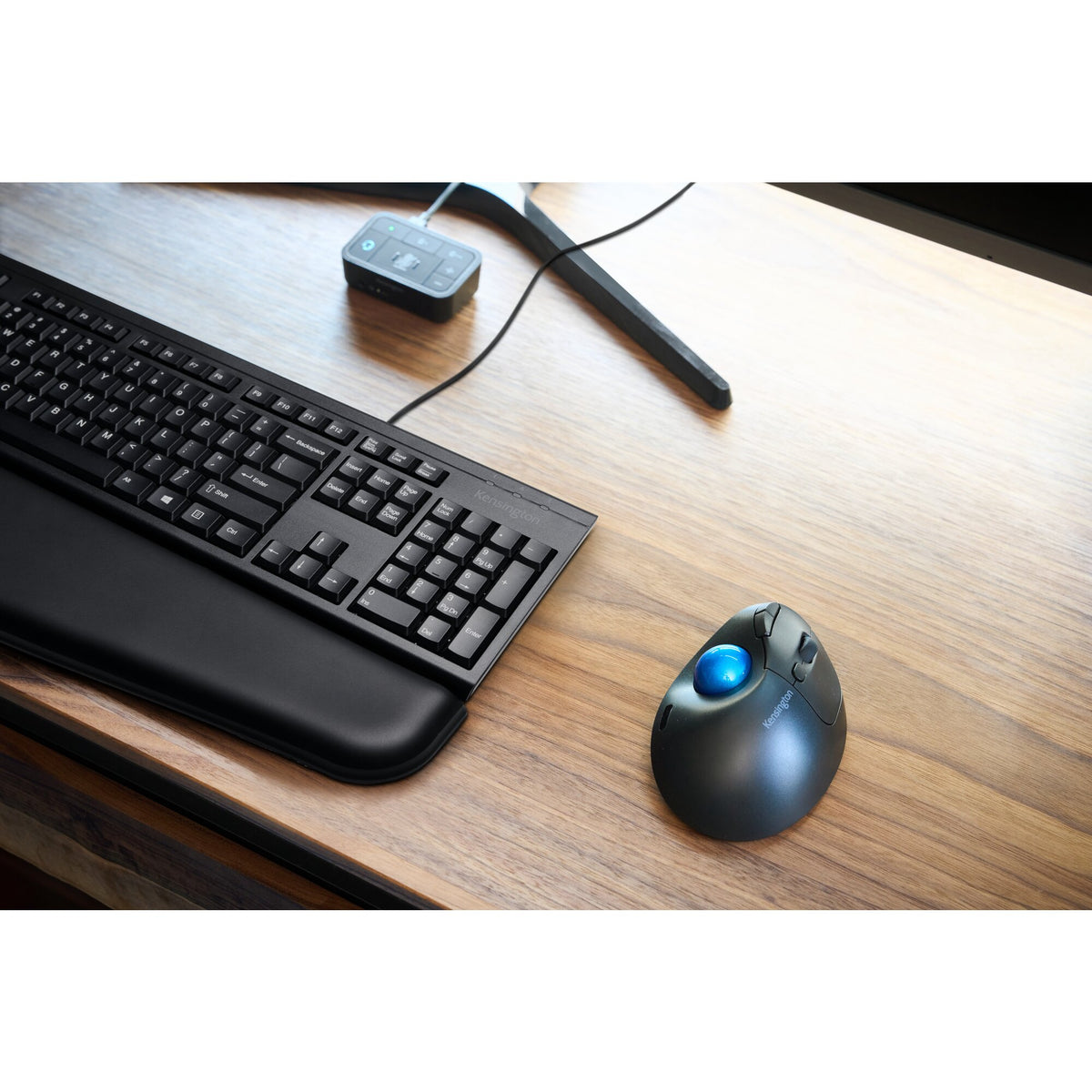 Clavier Kensington KB100 EQ AZERTY USB Noir - Full Size