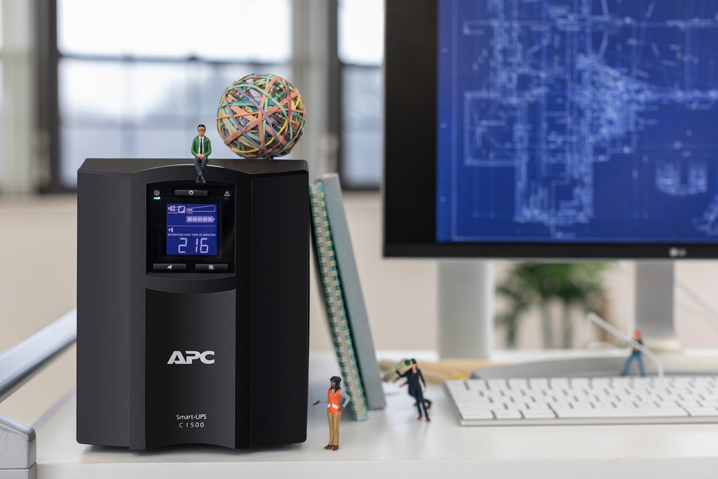 APC Smart-UPS C 1500VA LCD 230V - Onduleur fiable
