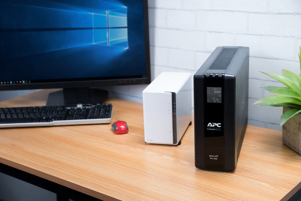 Onduleur APC BR900MI 540W 900VA USB 6 sorties noir