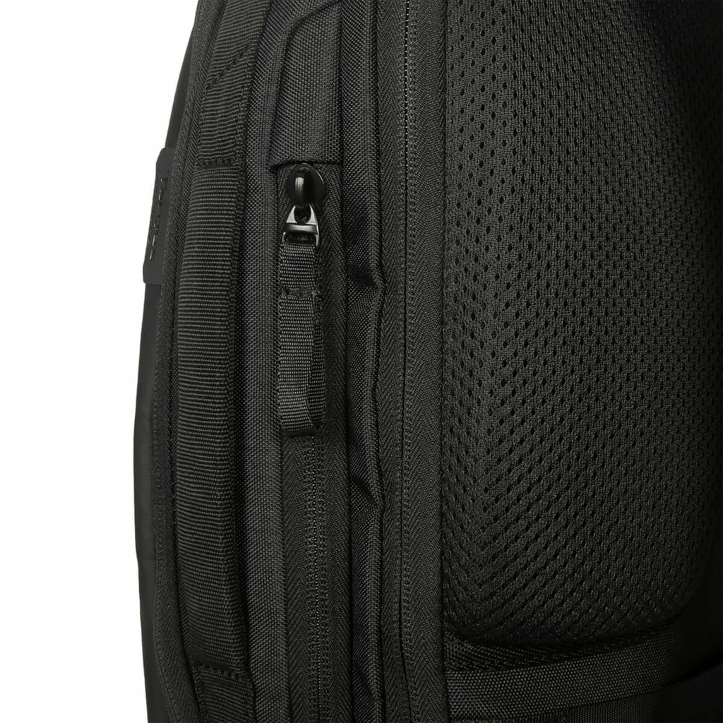 Sac à dos Targus Commuter EcoSmart 15"-16" noir